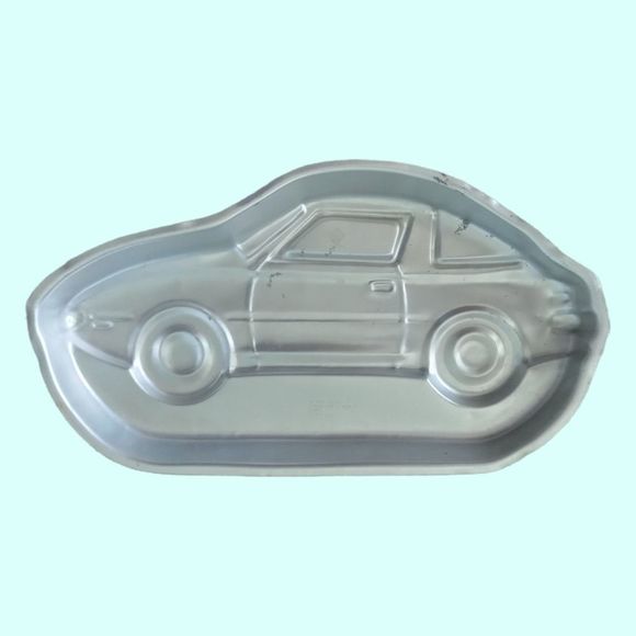 Vintage Sport Car Corvette 1979 Wilton Cake Pan Mold #502-1948 - Picture 1 of 3